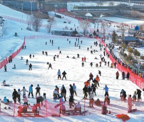 “这里的雪质非常好、雪道很专业”|滑雪场|滑雪|碧麟湾滑雪场|榆林市|陕西省_新浪新闻